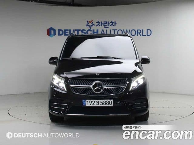 Mercedes-Benz V-Class 2018 — Фото 2/20