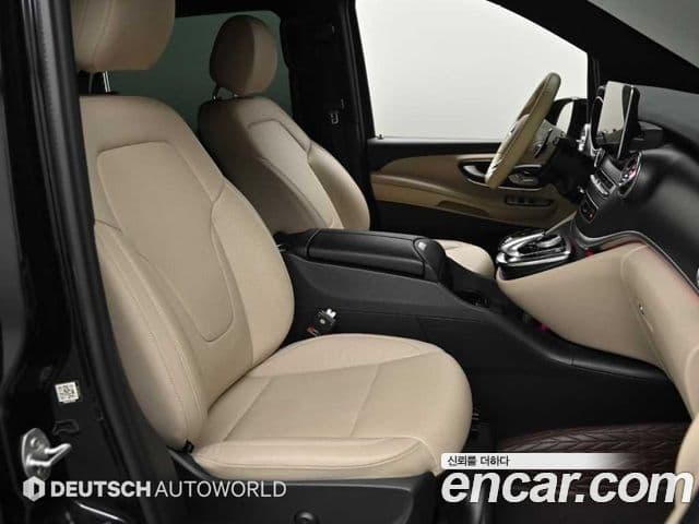 Mercedes-Benz V-Class 2018 — Фото 9/20