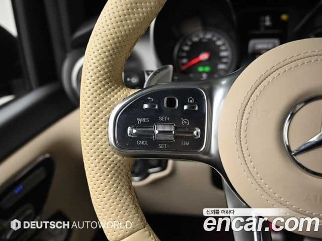 Mercedes-Benz V-Class 2018 — Фото 18/20