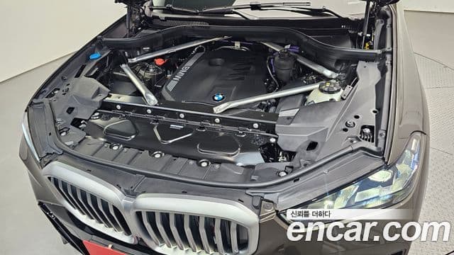 BMW X5 2025 — Photo 30/33