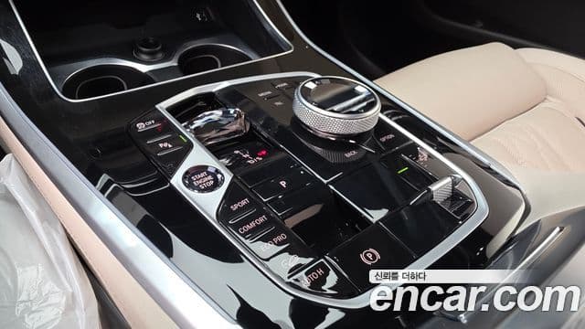 BMW X5 2025 — Photo 10/33