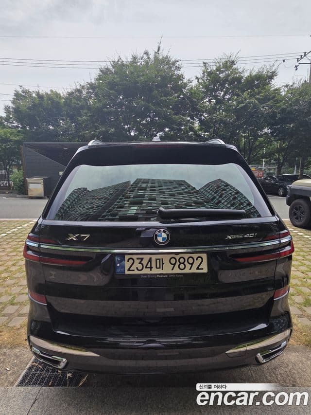 BMW X7 2024 — Photo 12/12