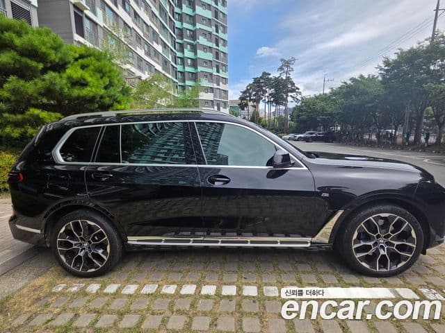 BMW X7 2024 — Photo 5/12
