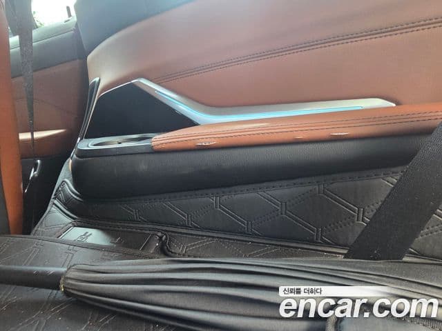 BMW X7 2024 — Photo 8/12