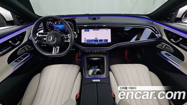 Mercedes-Benz E-Class 2026 — Photo 7/35
