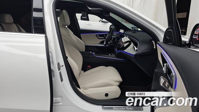 Mercedes-Benz E-Class 2026 — Photo 34/35
