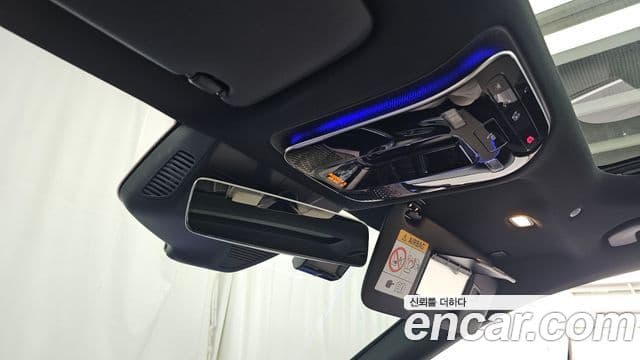 Mercedes-Benz E-Class 2026 — Photo 23/35