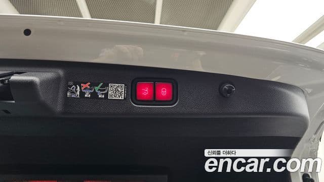 Mercedes-Benz E-Class 2026 — Photo 5/35