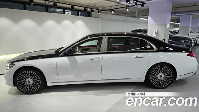 Mercedes-Benz S-Class 2025 — ფოტო 7/20