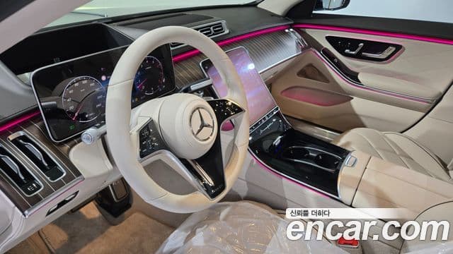 Mercedes-Benz S-Class 2025 — ფოტო 18/20