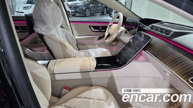 Mercedes-Benz S-Class 2025 — ფოტო 16/20