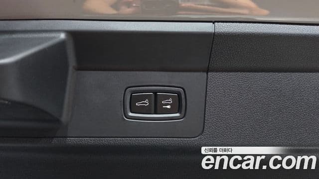 Porsche Panamera 2025 — Photo 30/37