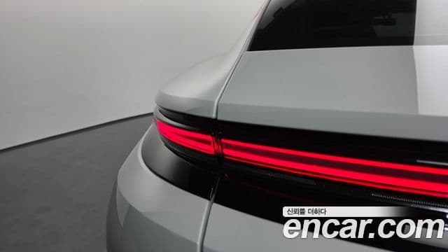 Porsche Panamera 2025 — Photo 5/37