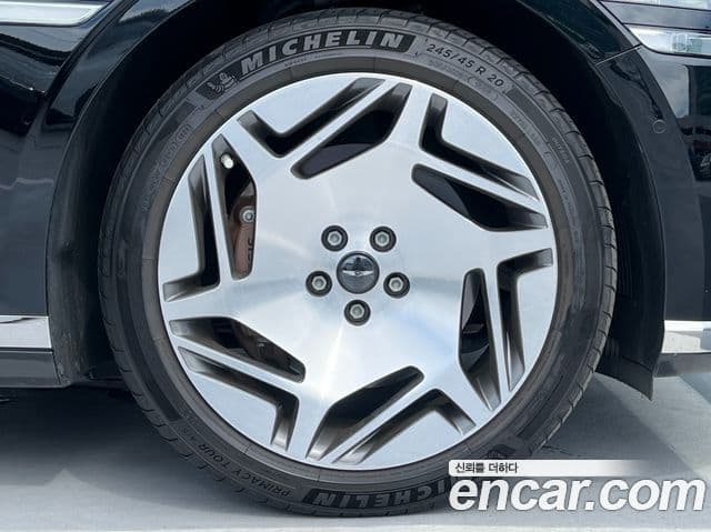 Genesis G90 2022 — Şəkil 13/20