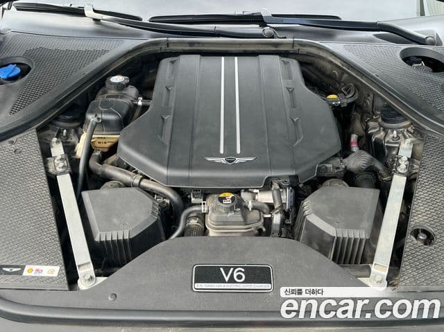 Genesis G90 2022 — Şəkil 2/20