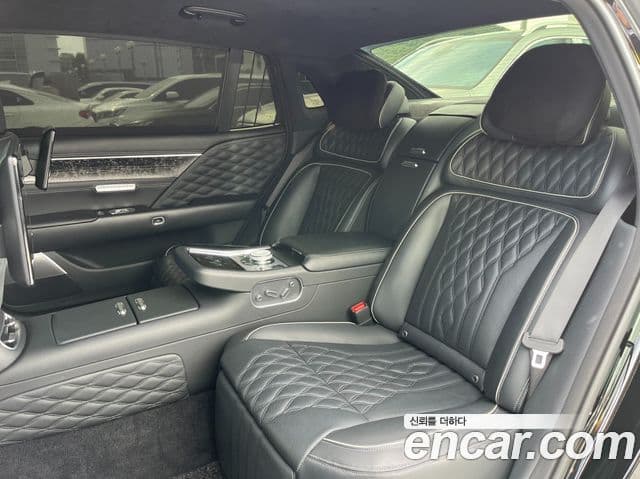 Genesis G90 2022 — Şəkil 18/20