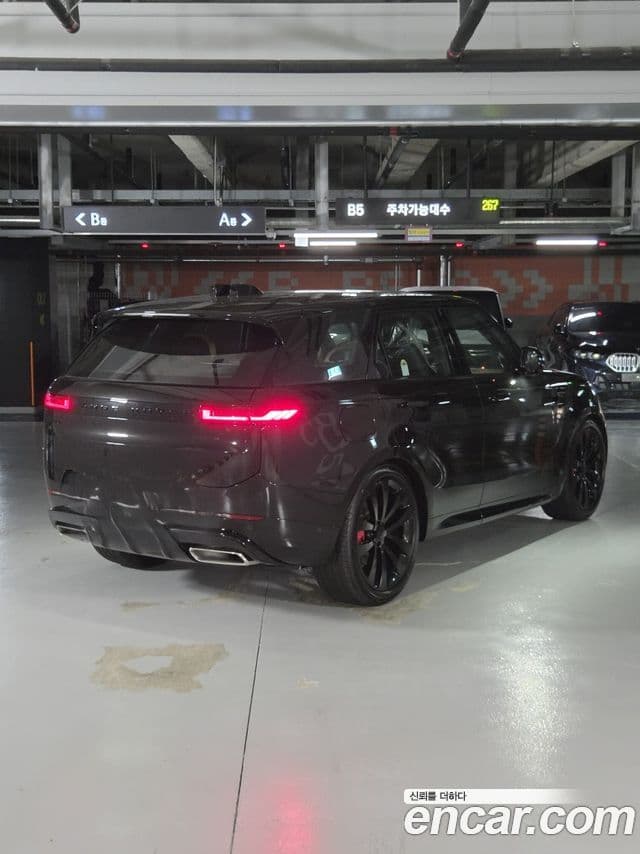 Land Rover Range Rover Sport 2026 — Şəkil 7/9