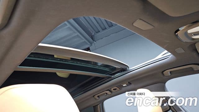 Volvo XC60 2024 — ფოტო 7/35