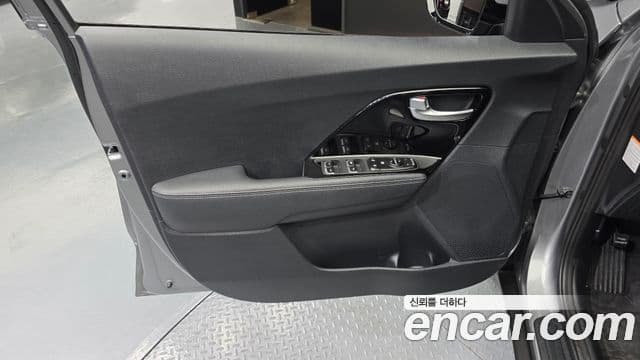 Kia Niro 2021 — Şəkil 3/33