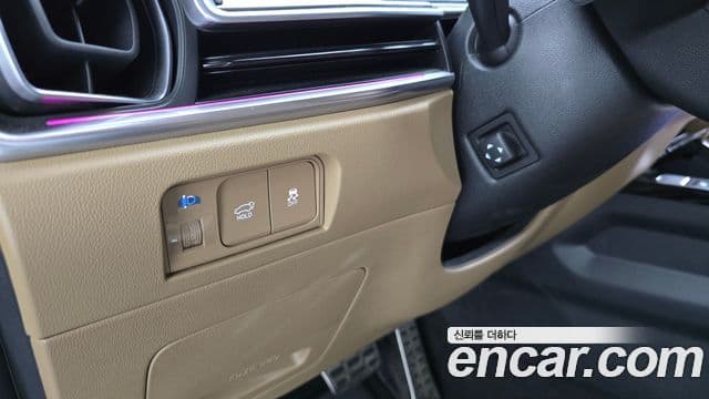Kia Sorento 2024 — Фото 19/20