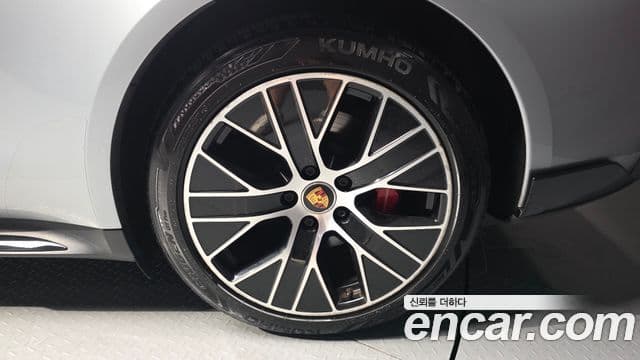 Porsche Taycan 2020 — Şəkil 14/32