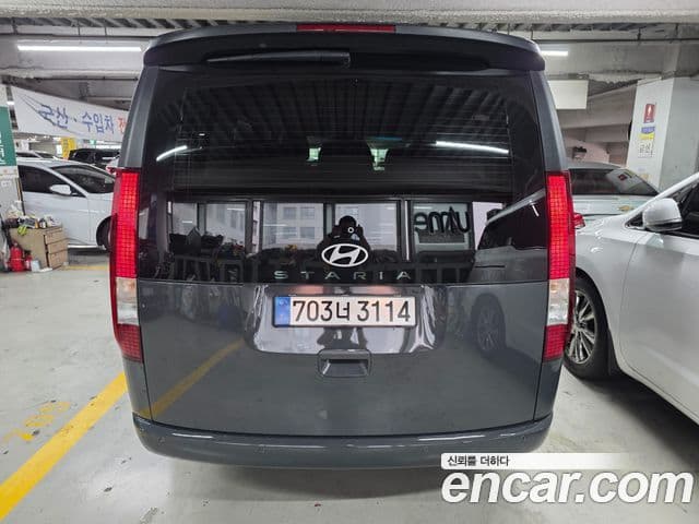 Hyundai Staria 2026 — Фото 16/17