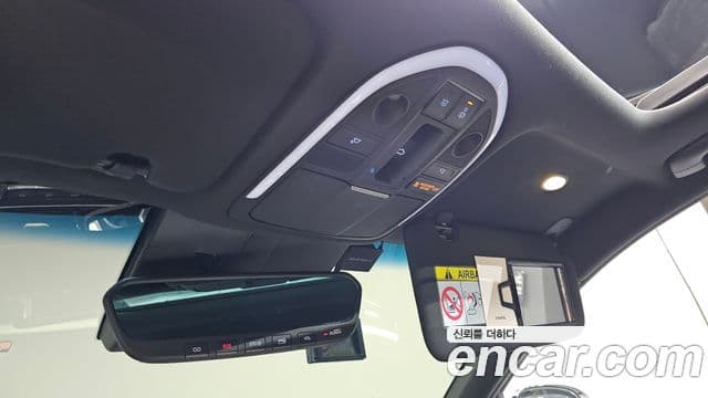 Genesis G70 2020 — Photo 29/33