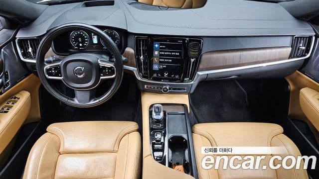 Volvo S90 2021 — Фото 10/20