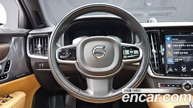 Volvo S90 2021 — Фото 13/20