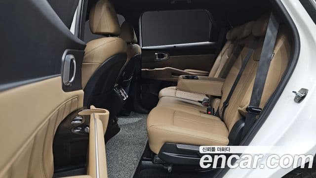 Kia Sorento 2025 — Фото 12/20