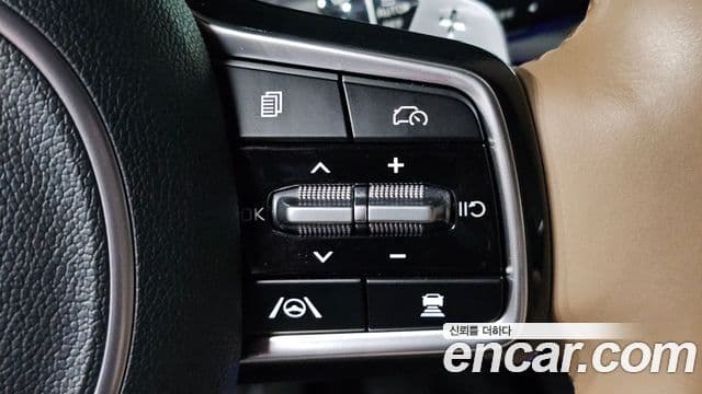 Kia Sorento 2025 — Фото 18/20
