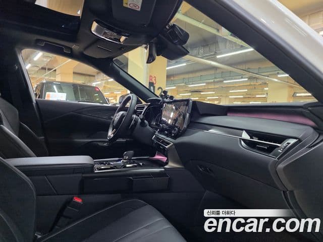 Lexus RX500h 2025 — Şəkil 7/20
