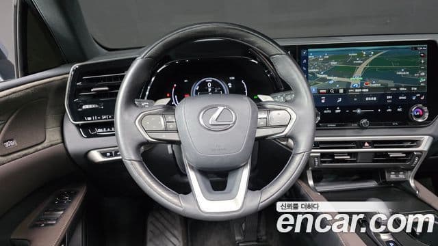 Lexus RX350h 2023 — Фото 15/20