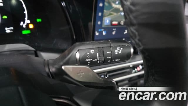 Lexus RX350h 2023 — ფოტო 11/37