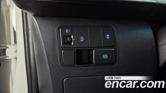 Hyundai Staria 2025 — Фото 20/20