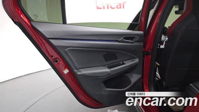 Volkswagen Golf 2025 — Şəkil 21/35