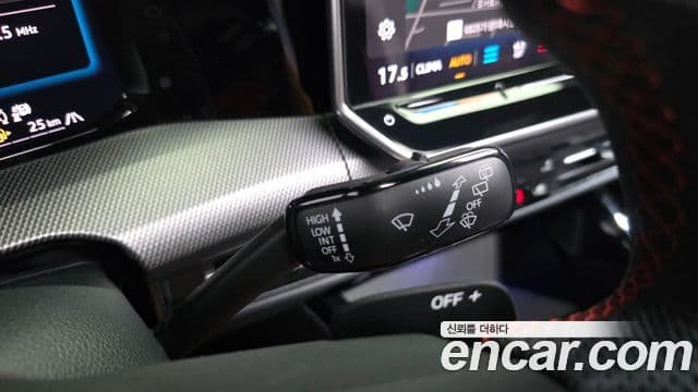 Volkswagen Golf 2025 — Şəkil 26/35