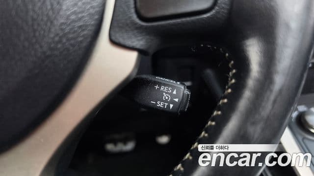 Lexus NX300h 2018 — Photo 23/34