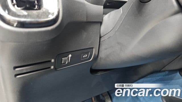 Volvo C40 Recharge 2022 — ფოტო 2/35