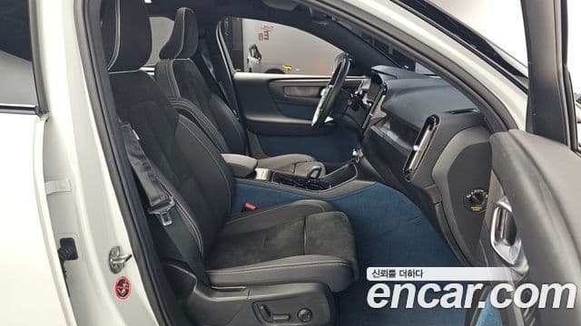 Volvo C40 Recharge 2022 — ფოტო 12/35