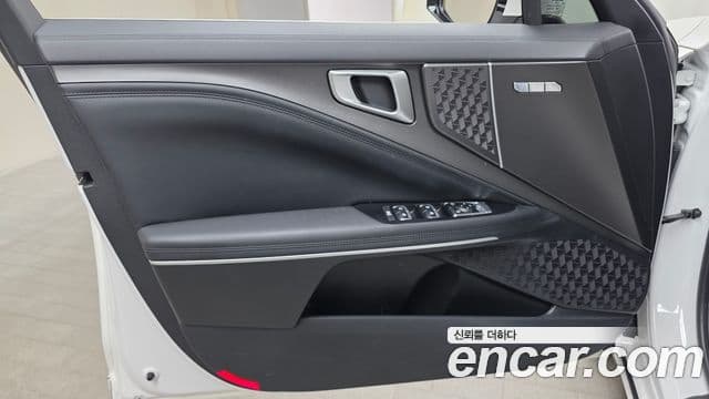 Kia K8 2025 — Photo 31/32