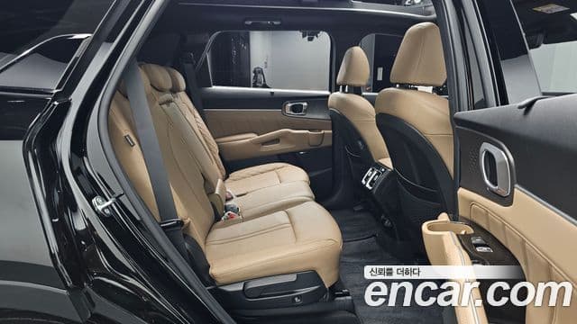 Kia Sorento 2024 — Фото 12/20