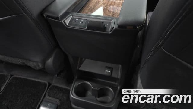 Toyota Sienna 2025 — Şəkil 5/38