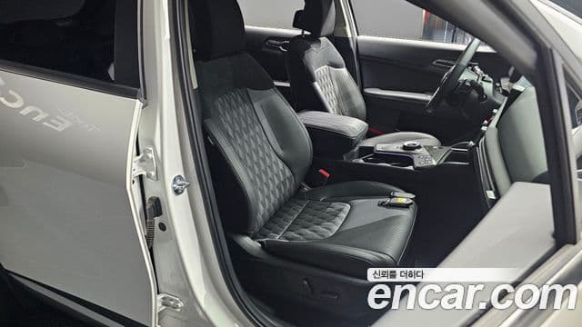 Kia Sportage 2025 — Фото 12/20