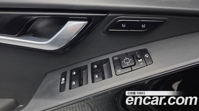 Kia Niro 2022 — Фото 12/20