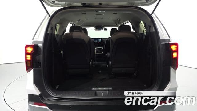 Kia Carnival 2024 — Фото 20/20