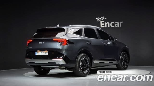 Kia Sportage 2024 — Фото 2/20