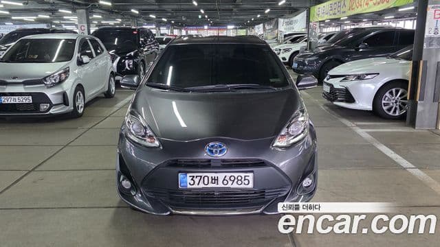 Toyota Prius C 2020 — Şəkil 3/20