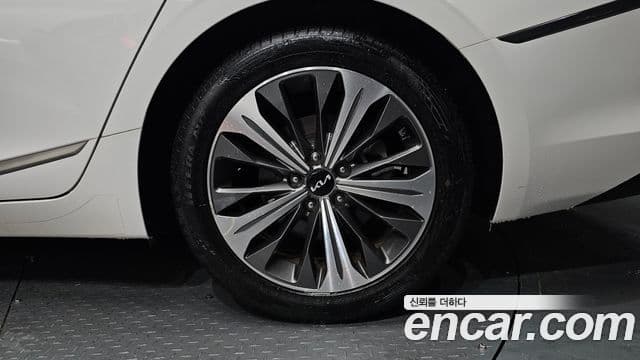 Kia K8 2021 — Photo 14/33