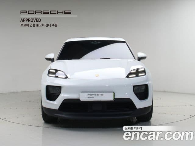 Porsche Macan EV 2025 — Photo 4/20